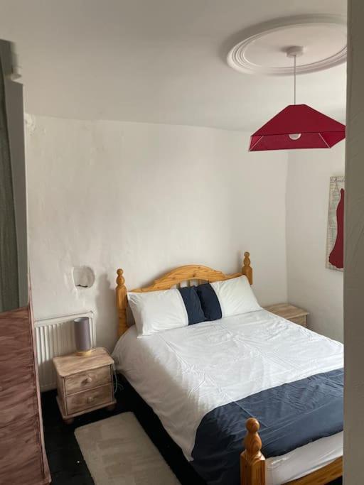 Lovely French With Private Swimming Pool Holiday home *